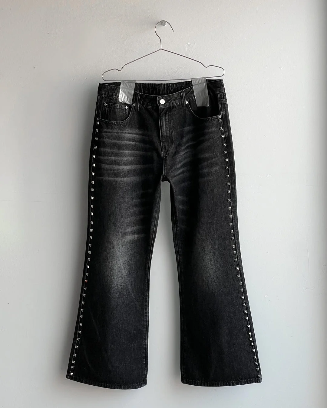 Jeans Manufacturer Stainless Steel Studded Cotton High Waist Selvedge Vintage Distressed Baggy Denim Pants Flared Jeans for Men gallery 4
