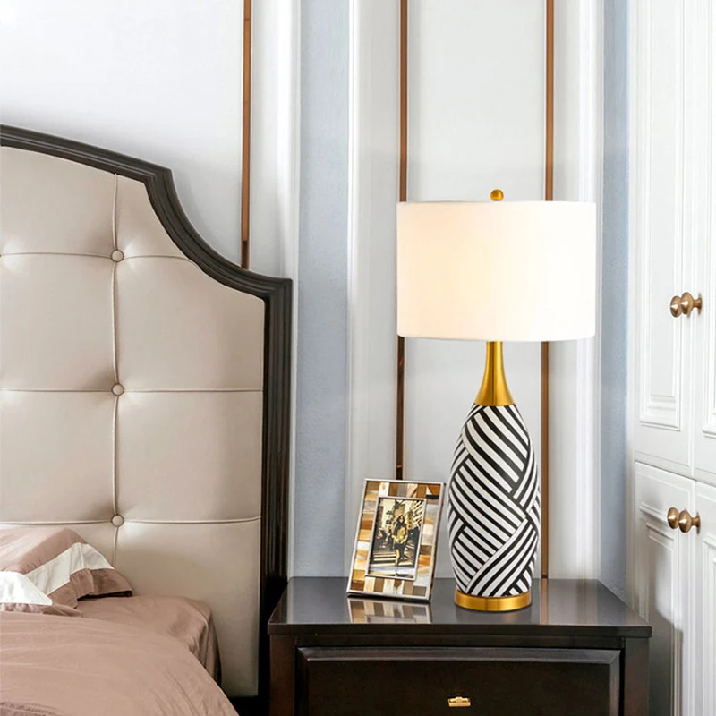 アメリカンスタイルの古典的ホテル家の装飾アンティーク真鍮レトロ