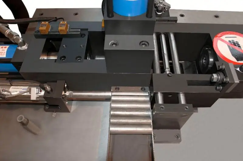 tube forming machine