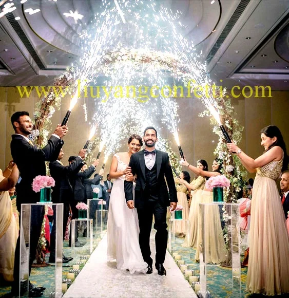 Cold Pyro Pyrotechnics Machine Stage Effect Cold Spark Fountain Machine Cold Pyro Gun for Wedding Decoration Stage Concert Party
