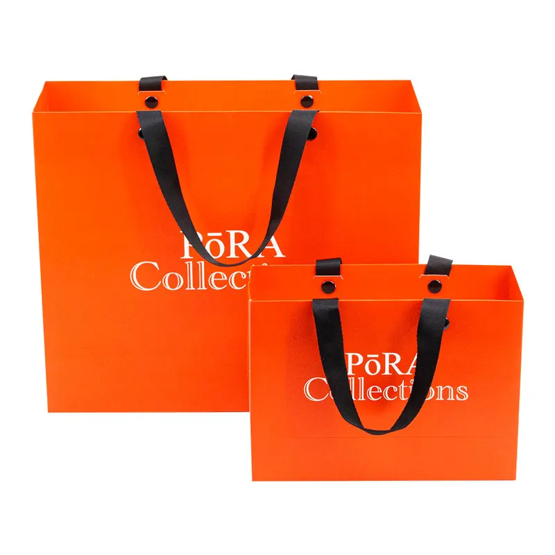 Paper Bags with Logo | Lipack Wholesale Boutique Clothes Shopping Bag Hot Stamping Custom Printing Coated Art Paper Bag With Logo 02
