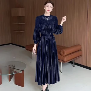 Miyake Pleated Dress Manufacturer - Wholesale Comfortable and Elegant Plus-size Velvet Dresses