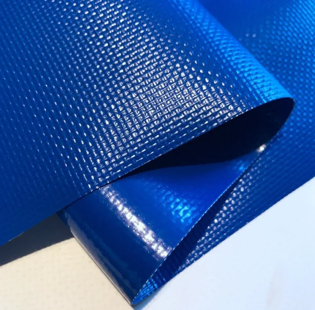 Lona azul de material PVC personalizable, duradera y resistente al agua, en rollos para cubiertas de camiones