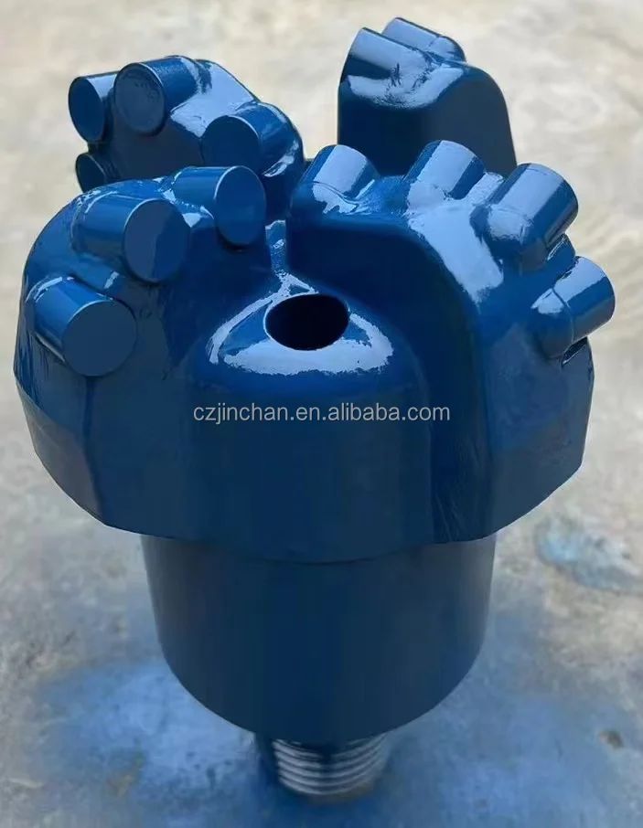 Спиральный четырехугольный бит доступный как для гидравлических так и воздушных дрели