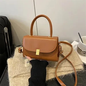 2026 New PU Leather Women's Bag Retro Fashion Handbag for Women Bright Shoulder Crossbody Bag