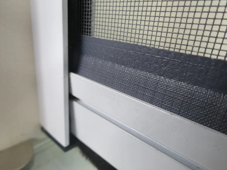Roller Mosquito Net - Modern Insect Fly Screen Solution