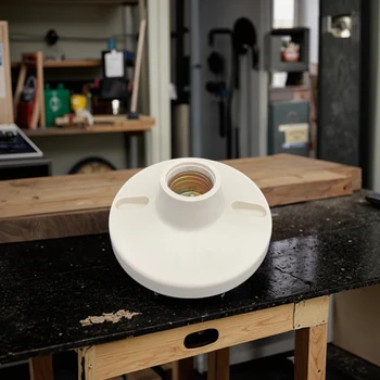 Direct Factory Sale E27 Screw Lamp Holder Bakelite Lampholder for Home Workshop and Industrial Use