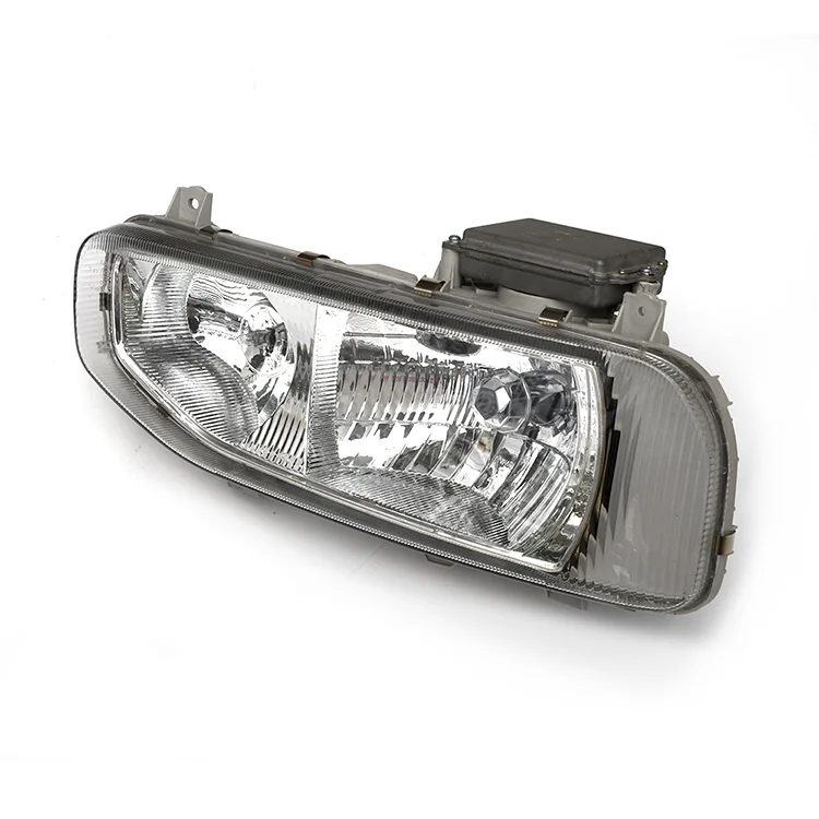 Factory Direct Supply Truck Body Parts Truck Head Lamp Work Lamp for Ud Quon