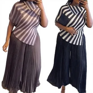 Stylish Two Piece Set Women Clothing Summer Women's Striped Printed Short Top and Wide-Leg Skirts with Loose Fit Weaving Method