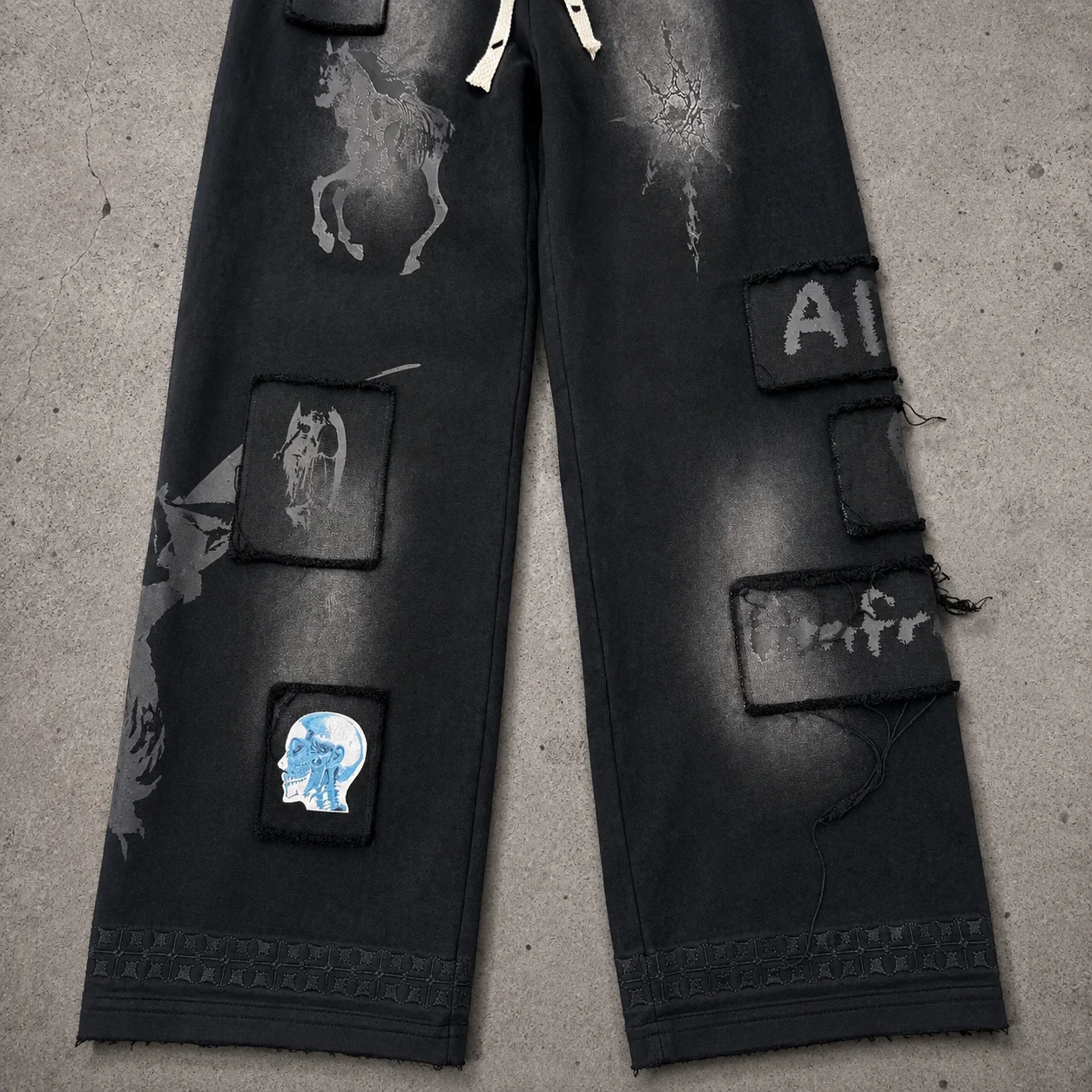 Streetwear Custom Black Washed Distressed Patchwork Graphic Drawstring Baggy Wide Leg Casual Urban Loose Fit Men Sweatpants gallery 4