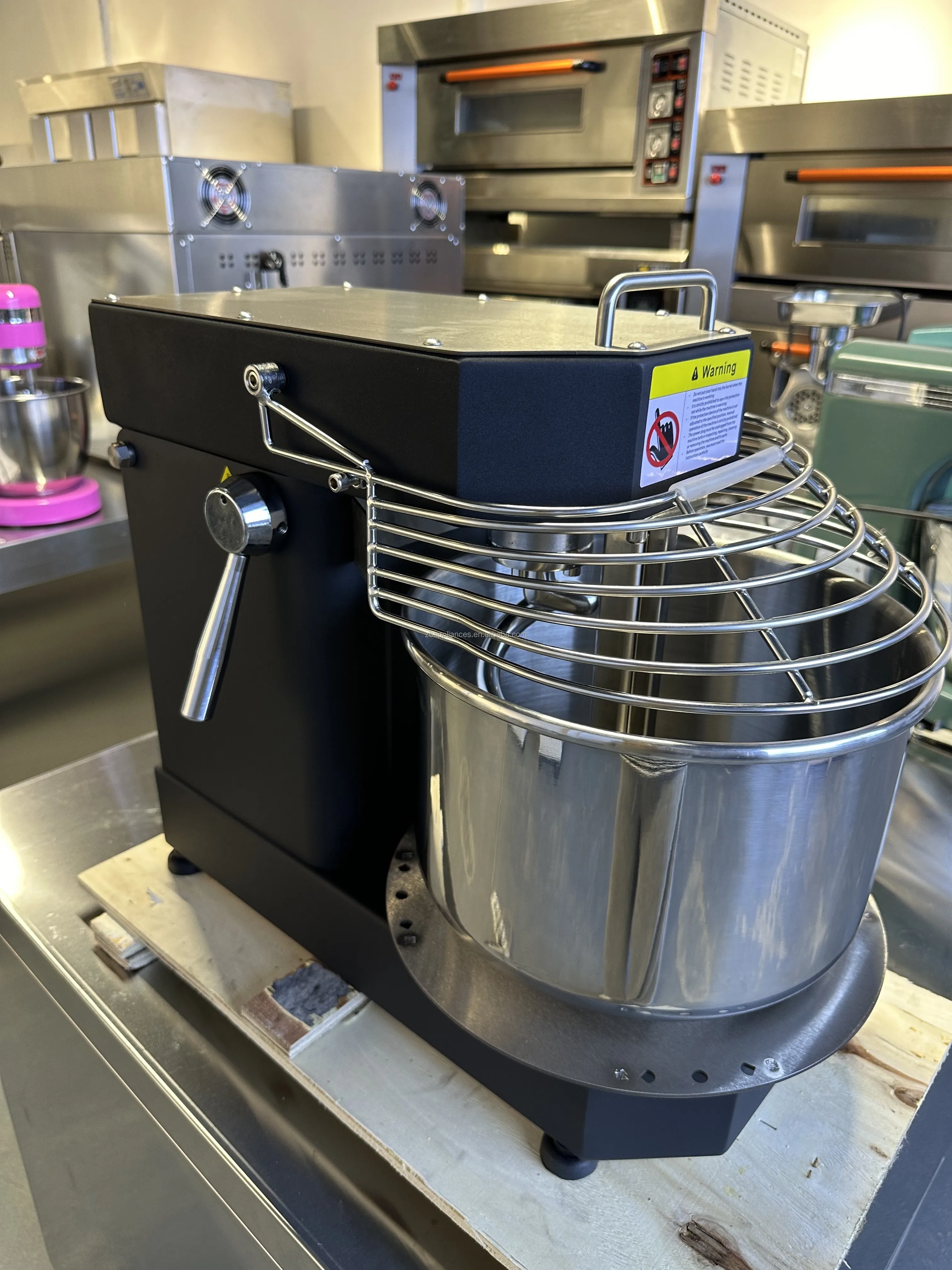 10 Liters tabletop Spiral Dough Mixer with Lifting Head and Removable Bowl HM-10TDjpg