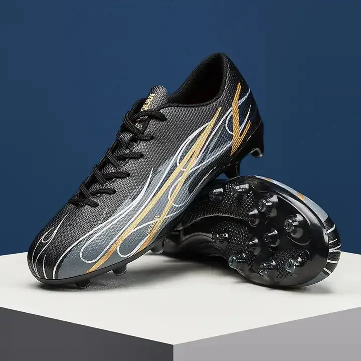 Designer LOGO Custom Men's Football Soccer Sneakers Low Price Casual Turf Sports Shoes with Rubber Insole Summer Football Boots