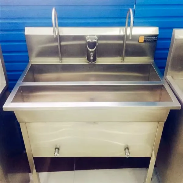 Automatic sensor wash basin with foot pedal for food industry hygiene control