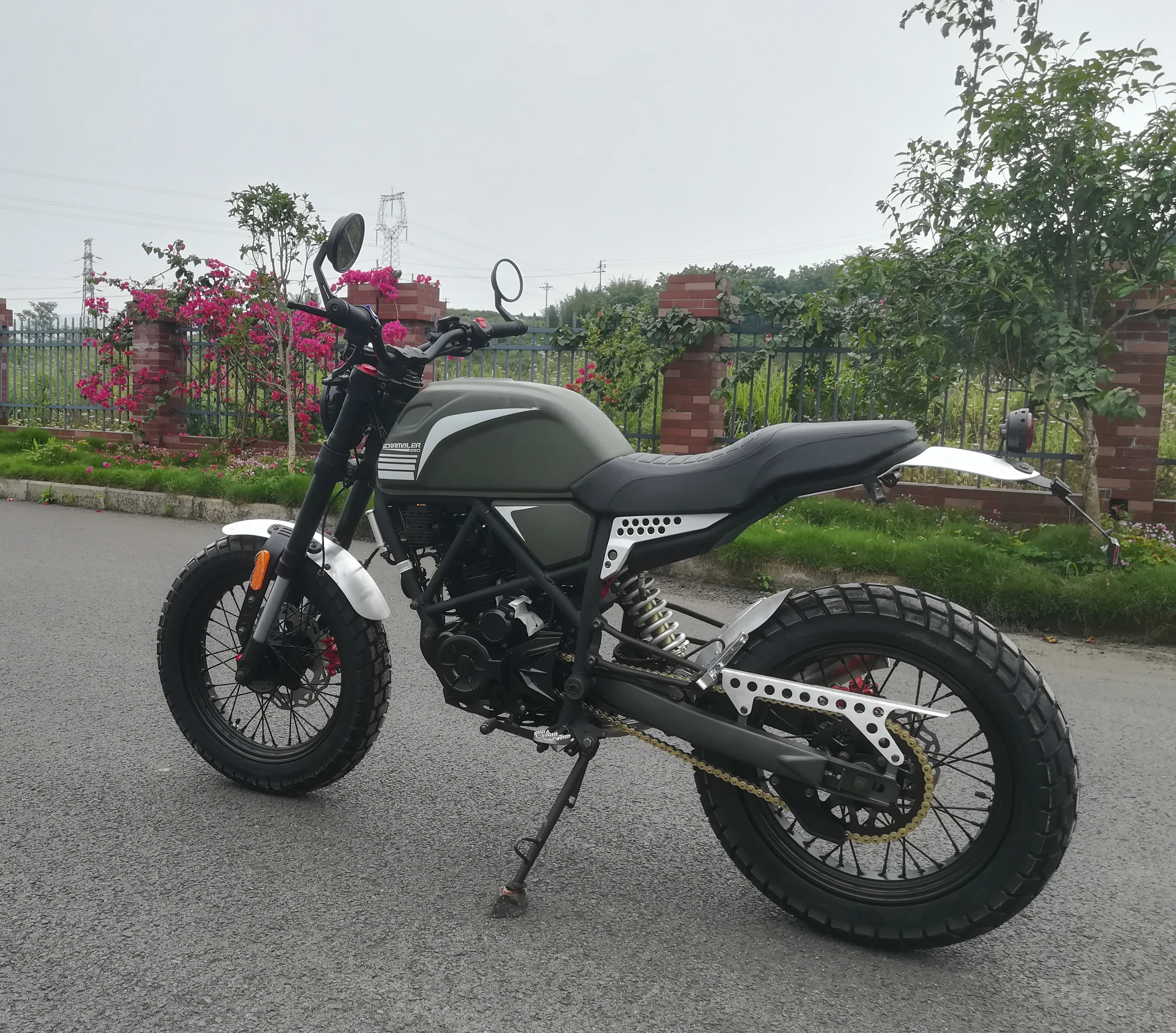 Мотоцикл Street 250 Scrambler Купить