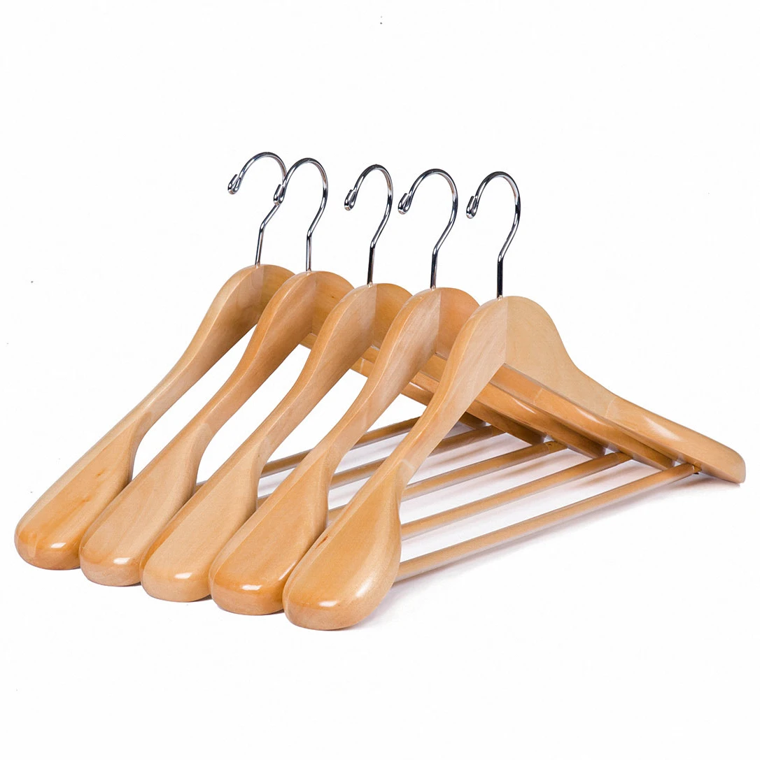 classic high quality natural wide shoulder wooden coat hanger 