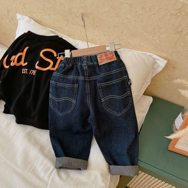 2025 Spring and Autumn Trendy Loose Fit Denim Pants for Kids Stylish Casual Trousers Printed Fabric Jeans for Boys and Girls