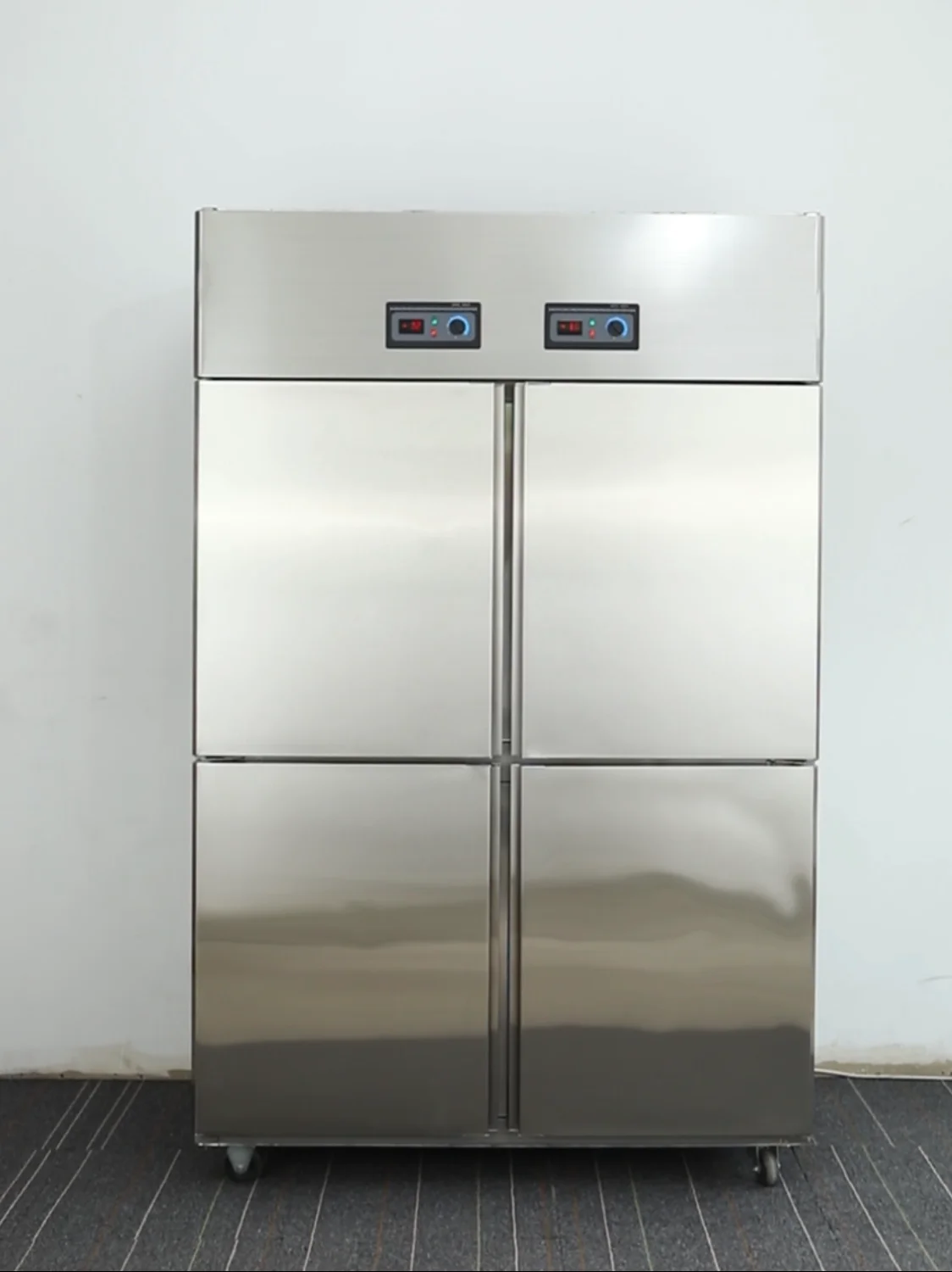 Four Door Double Temperature Vertical Restaurant Kitchen Commercial