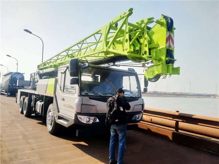 中联25吨起重机Ztc250v531带汽车起重机16吨| Alibaba.com