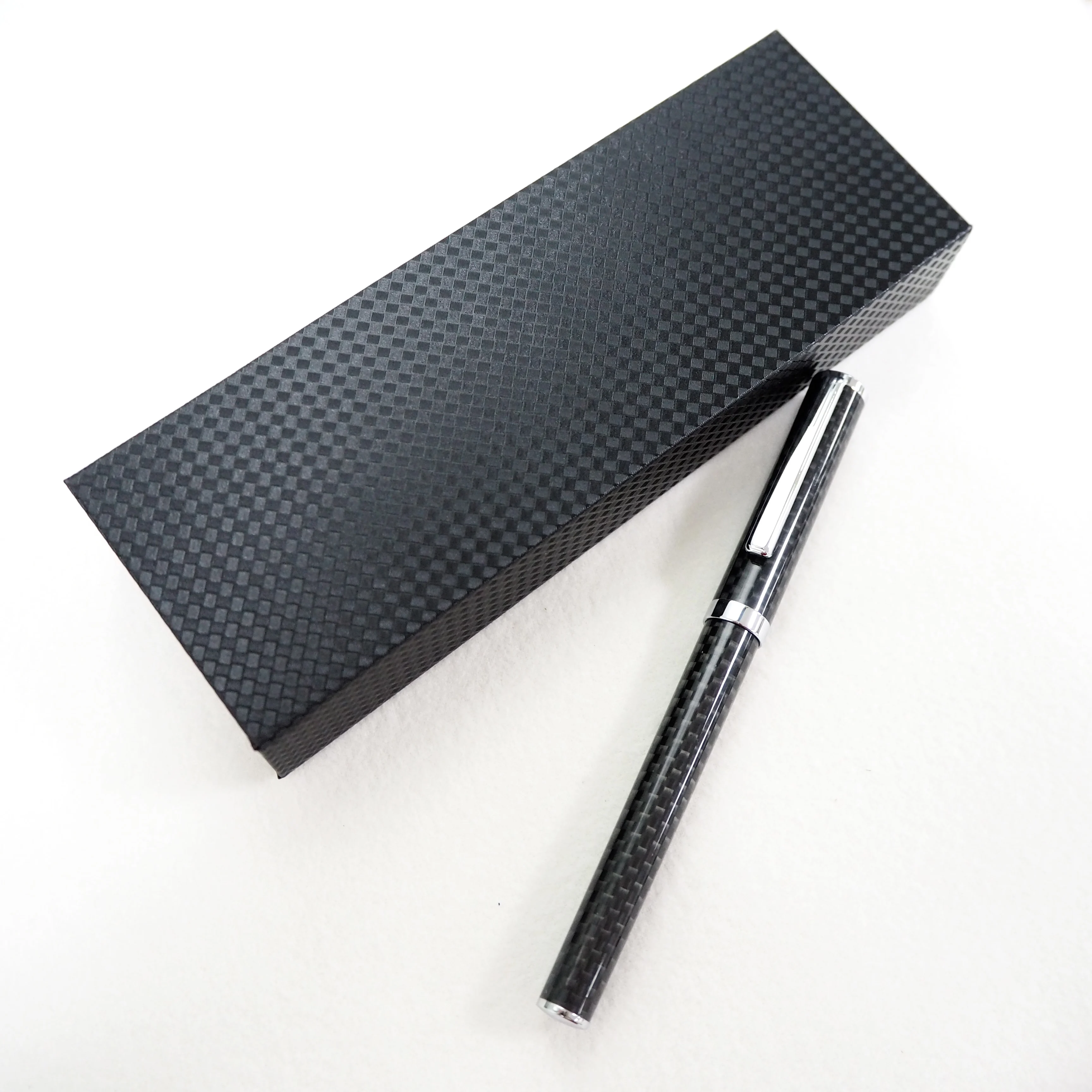 
Luxury Real Carbon fiber Roller ball Pen with Schneider Topball 850 Gel ink refill 