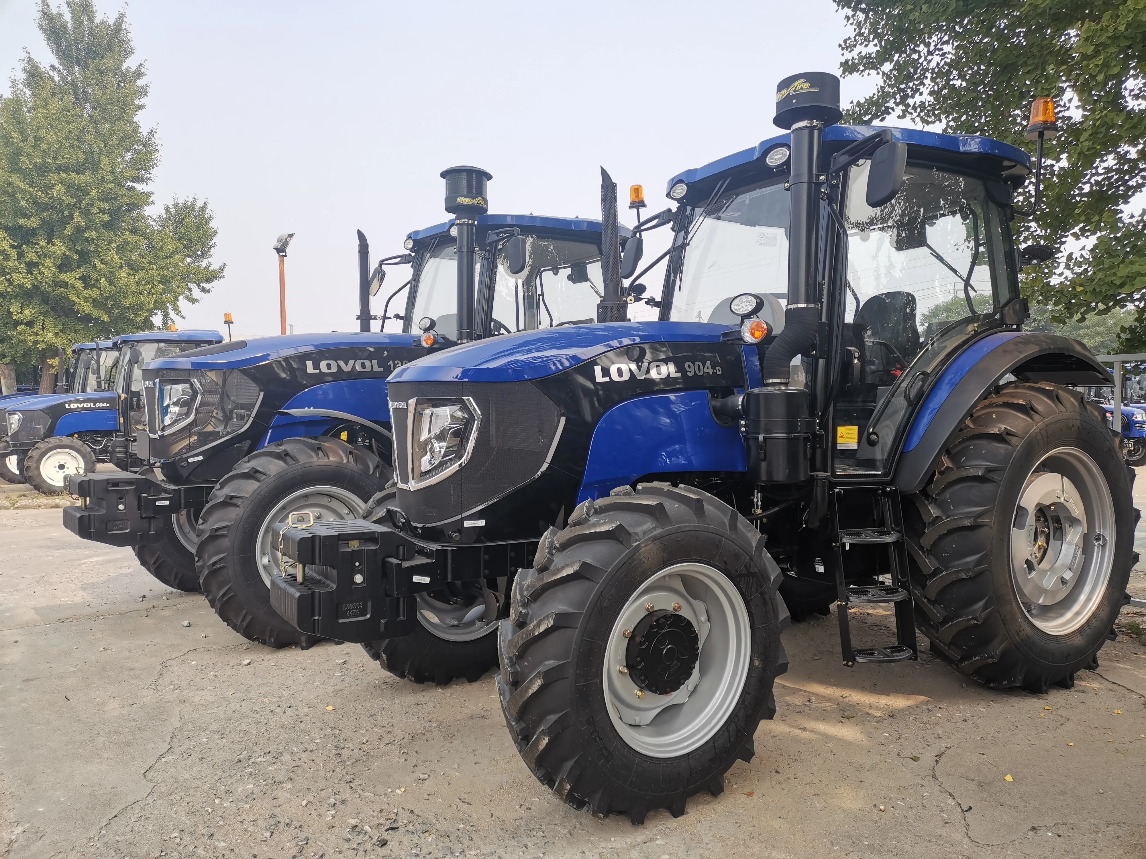 2023 NEW Multifunction Volvo Brand Agricolas Farmer Tractor Agriculture Farm Agriceltural 4x4 Farming Tractors
