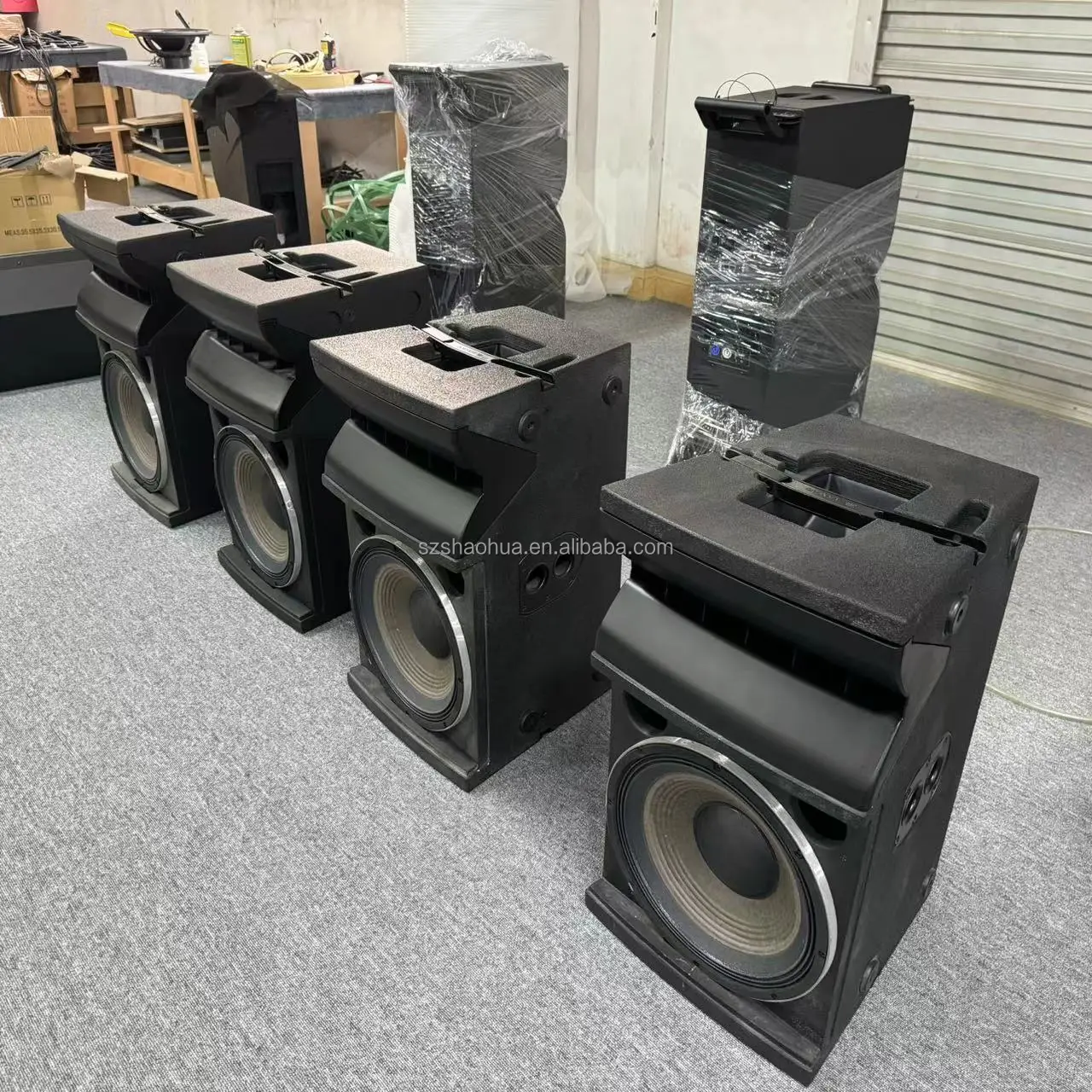 12 Inch Line Array Speakers Vrx932 Active/Passive Line Array Professional Stage Audio Powered Sound System Outdoor Speaker