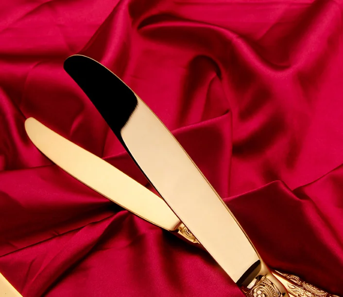 Titanium Gold Luxury Relief Relief Palace West Tableware Set Knife a vidlička 11