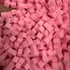 Morceaux de fraises simulés