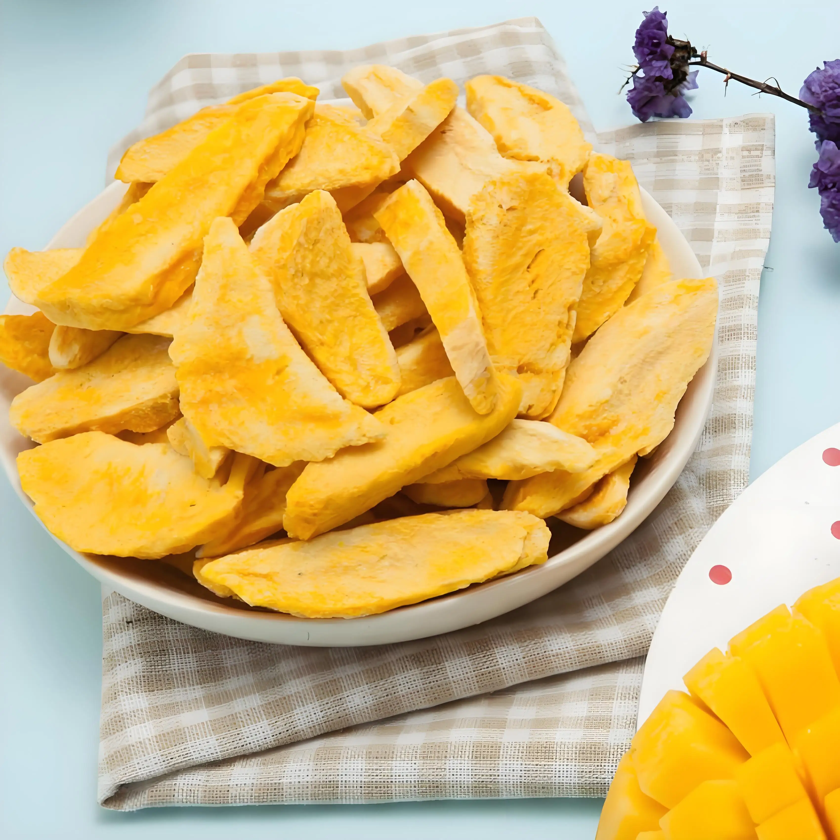 Hot Sale FD Mango Chips Freeze Dried Mango Fruit Delicious Healthy Snacks