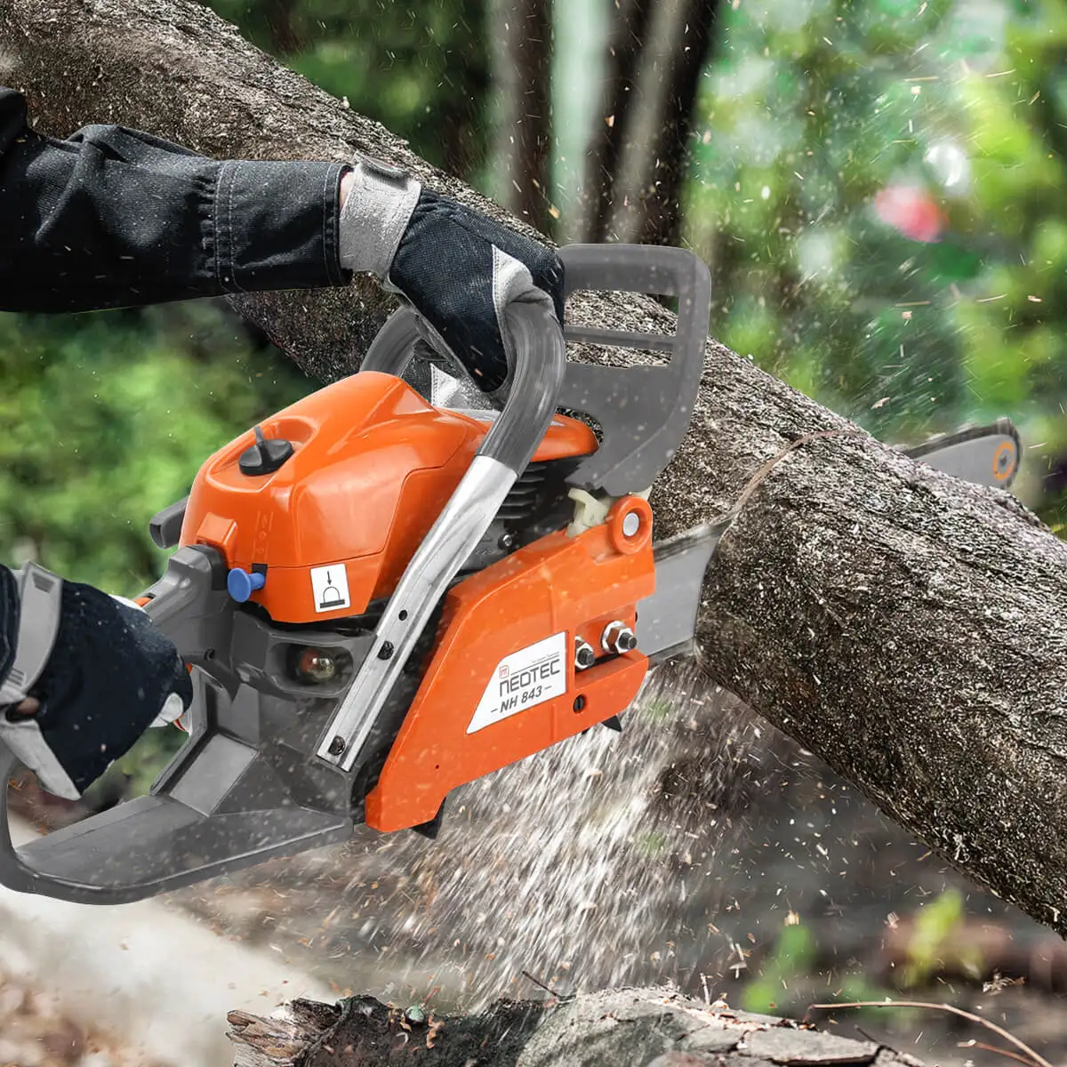 ウチヤマ NEOTEC Professional 43cc NH843 Chainsaw - Wood Cutting Power