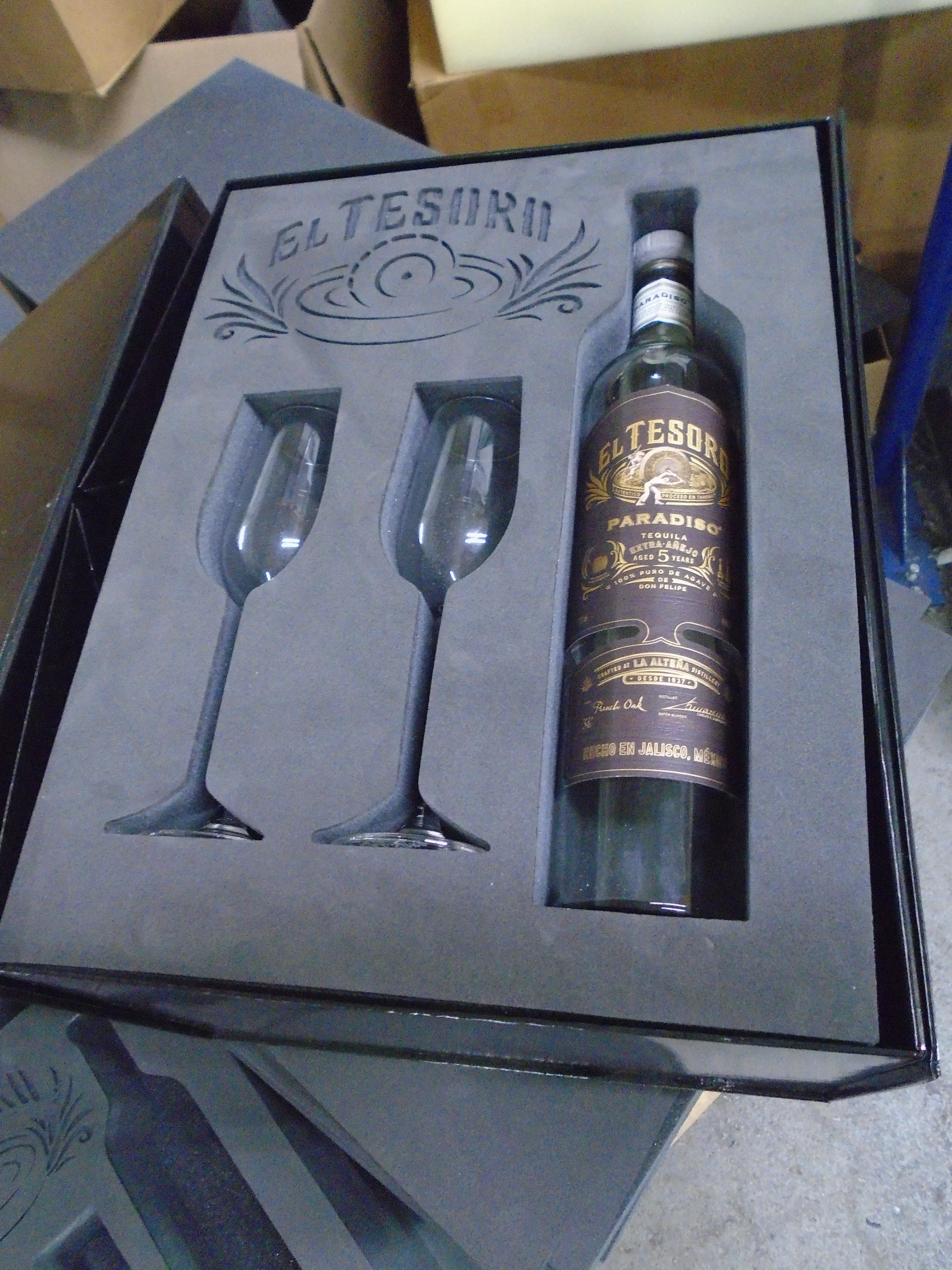 Custom Wine & Whiskey Box 