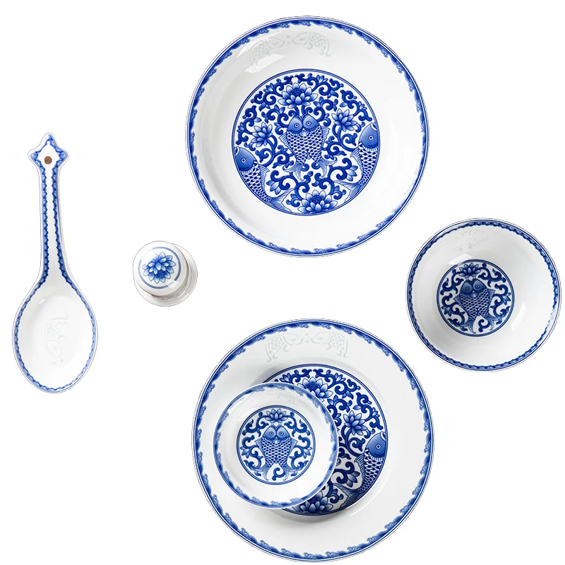 Service de table en porcelaine exquise bleu et blanc de Jingdezhen, style chinois de haute qualité, couleur sous glaçure haute température