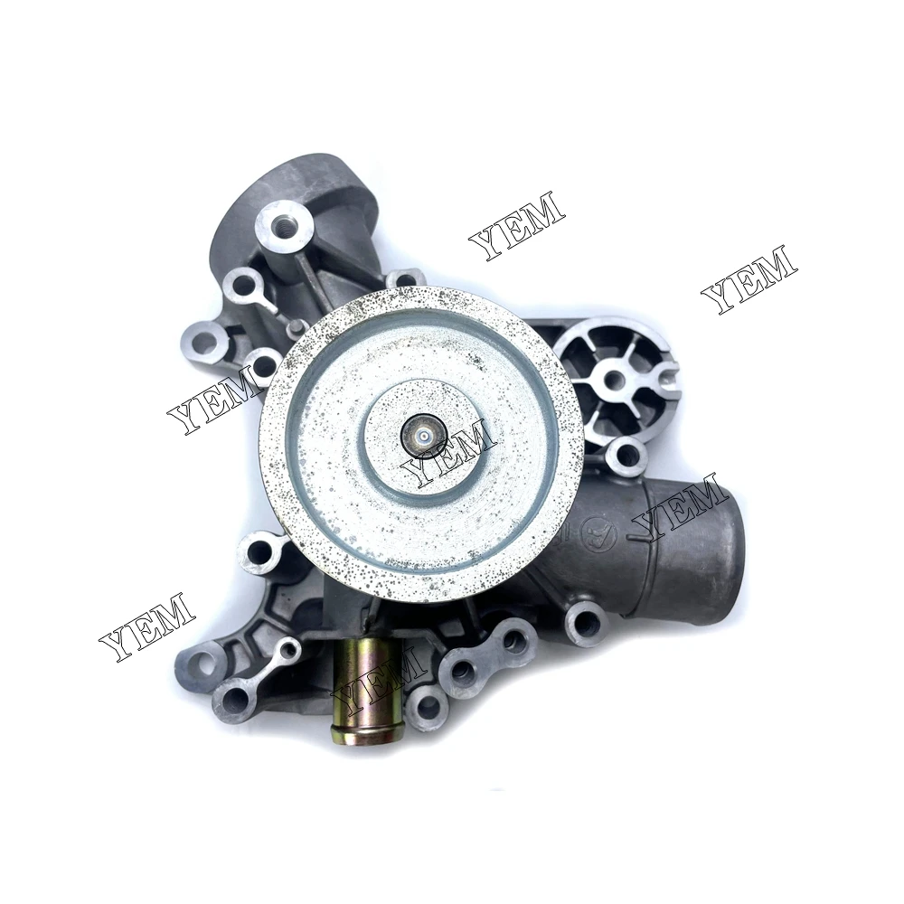 Diesel Engine TCD2013 Water Pump for Deutz 2