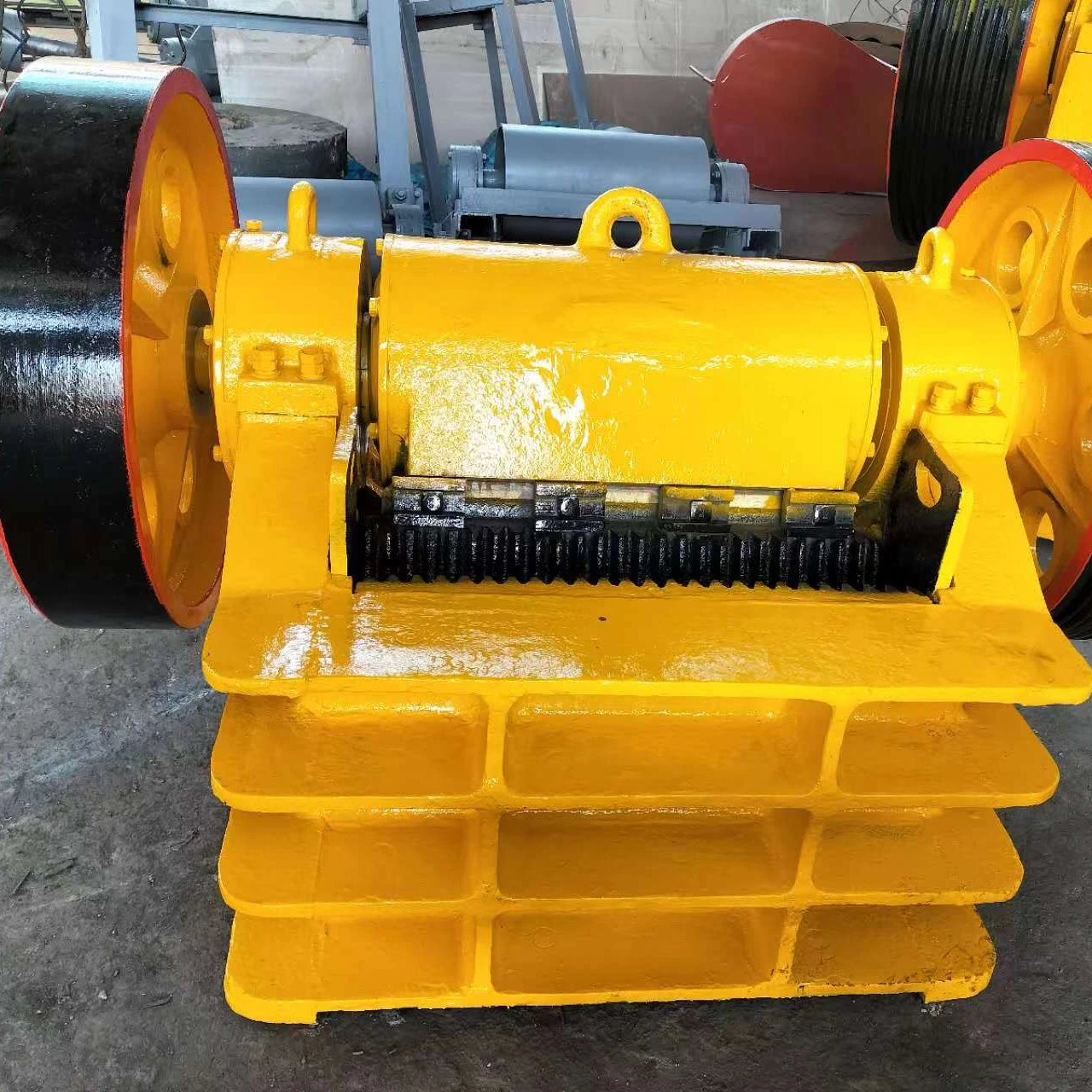 Mining Machinery and Equipment Mining Machine Dropshipping PE Complex Pendulum Jaw Crusher