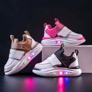 New Soft-Soled Flash Bottom Boys and Girls Light-Up Sneakers Small Medium-Size Kids' Casual Sports Shoes