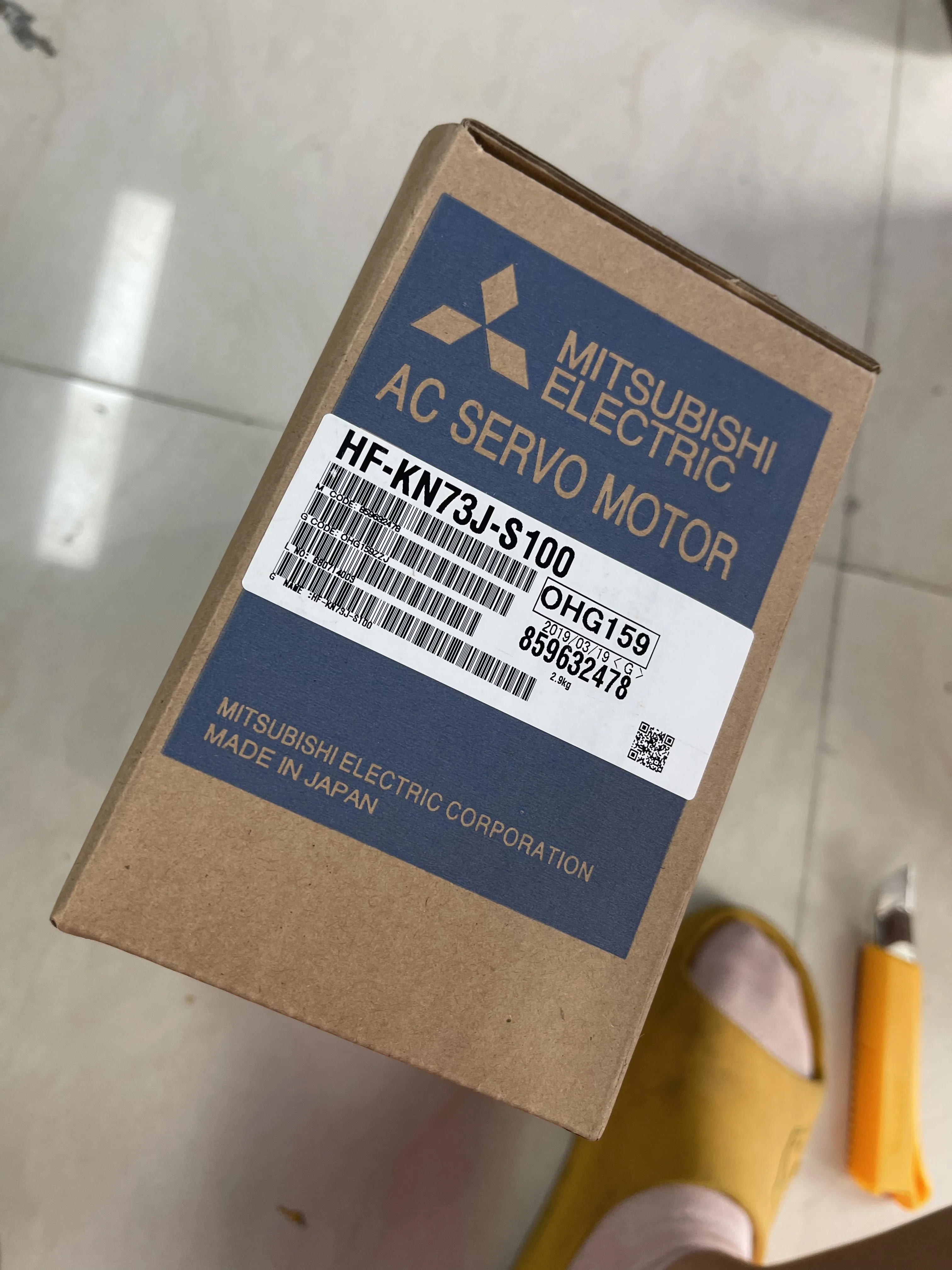 Mitsubishi AC Servo Motor HF-KN73J-S100 Mitsubishi AC Servo Motor HF-KN73J-S100