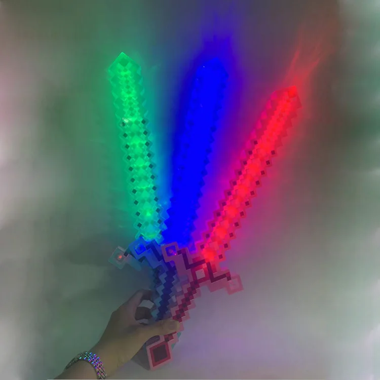 Оптовая продажа игрушек светящийся меч Хрустальный сетчатый меч длинный яркий со звуком