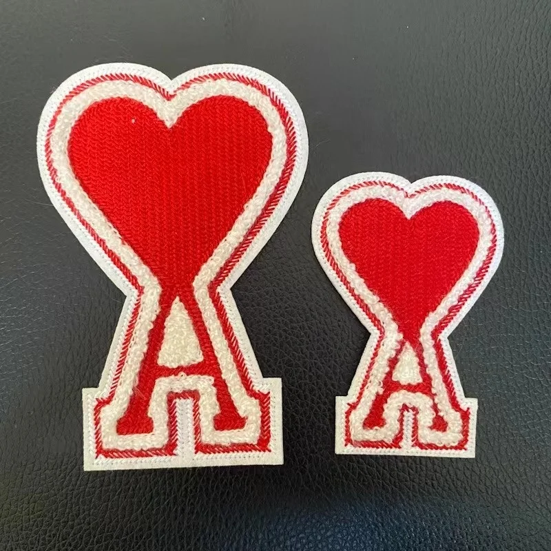 High Quality Custom Fabric Badges 100pcs Sequin Embroidered Iron Heart-Shaped Wings Assorted Red Garments for Clothing