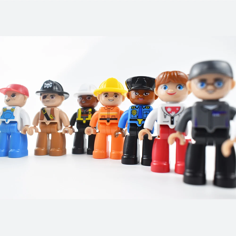 3D Magnetic Figures Magnetic Building Blocks Mini Bricks Plastic Cartoon Dolls Action Toy Figures Kids Toy Set