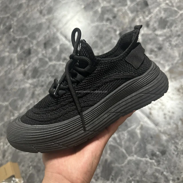 Henan Custom Logo Mesh Breathable Lightweight Men's Outdoor Running Shoes Summer Season Low MOQ 2025 Sports Shoes