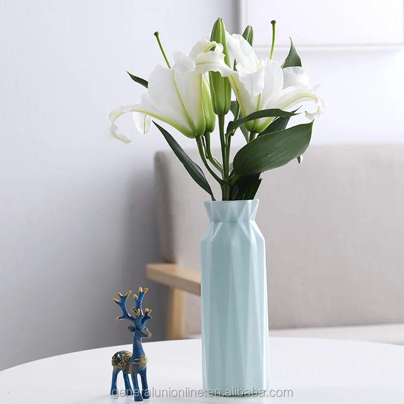 Yiwu Vases New Design Nordic Style  Plastic Vases Colorful Flower Vase for Hotel Home Decoration