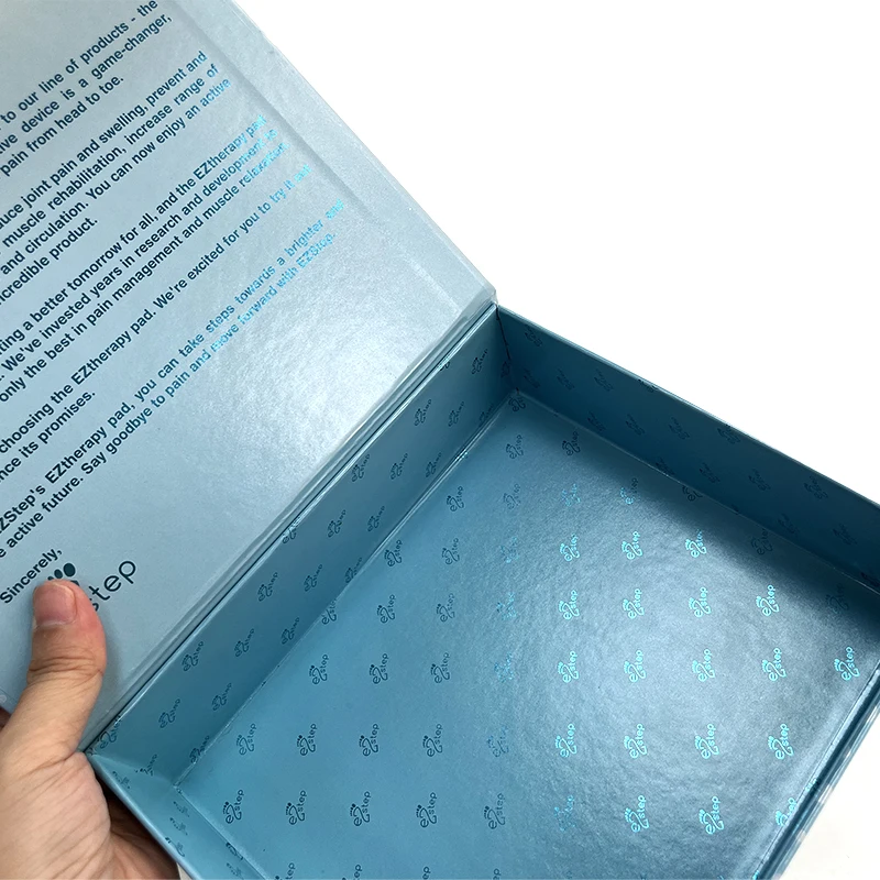 EU Hot Selling Luxury Handmade Lip Gloss Packaging Box White Flip Gift Coffrets UV Coating Embossing Custom Logo Cosmetic Boxes manufacture