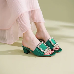 New Styles Ladies Elegant Green Black White Summer Female China Sandals Shoes for Women New Styles