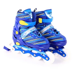 На сегодняшний день популярный мигающий детская одежда для мальчиков и девочек обувь для скейтеров Инлайн ролики с расположением колес в линию для детей
