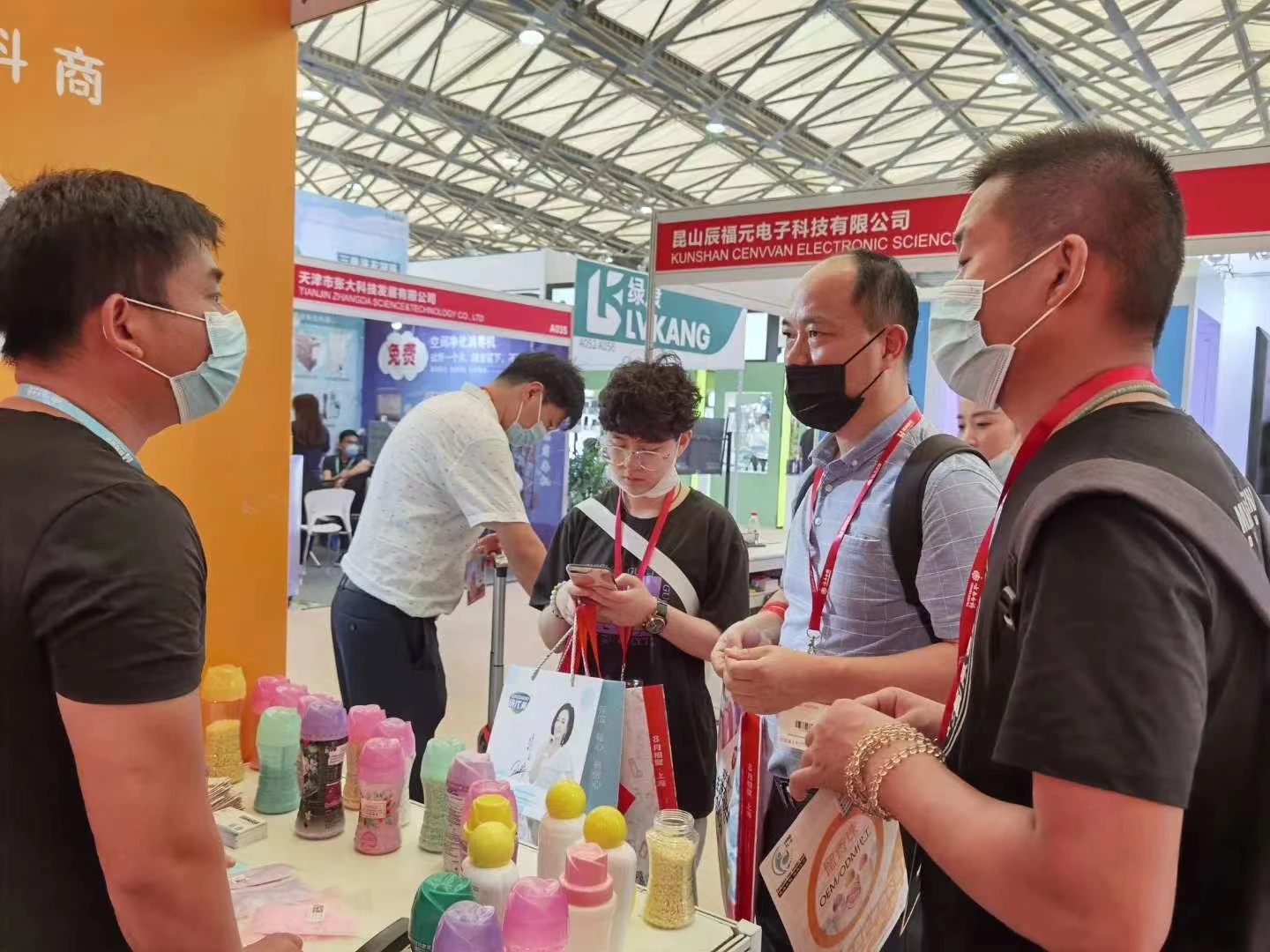 Long Lasting Fresh Fragrance Fabric Softener Beadsscent Booster Custom