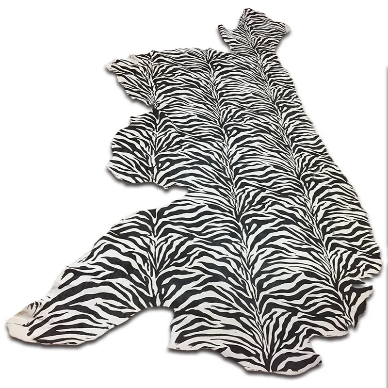 First Layer Cowhide Leather from Tiger Grain Cow Fur Black White Leather Sofa Clothing Luggage Horse Fur for Shoes Furniture