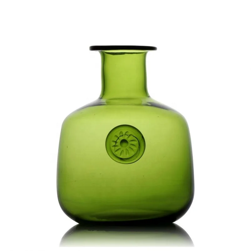 2020 Modern Avocado Vase