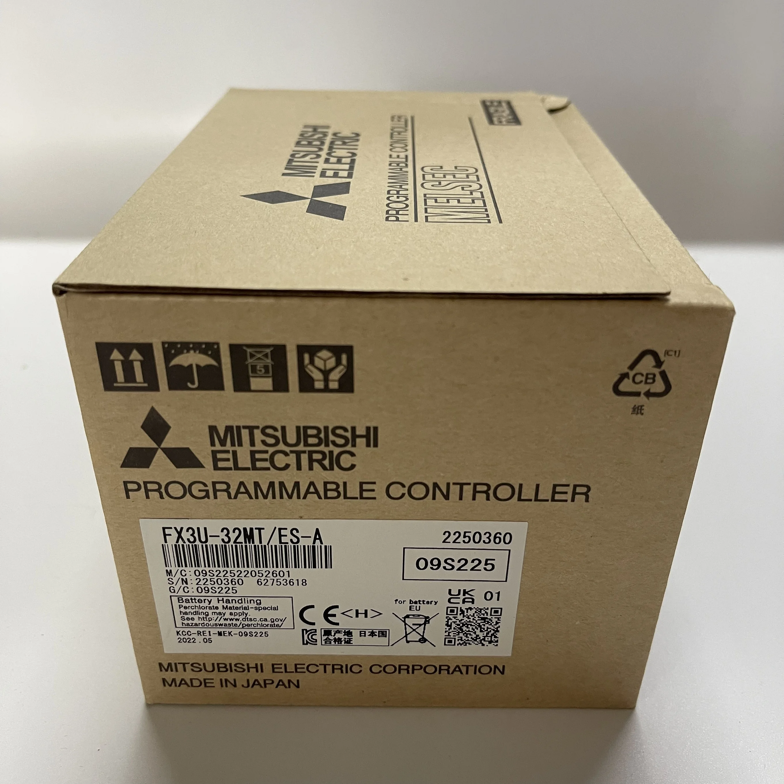 Mitsubishi PLC Controller FX3U-32MT/ES-A