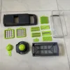 Juego de cucharas grises de 14 piezas.