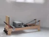 El color del material de madera de arce se puede personalizar.