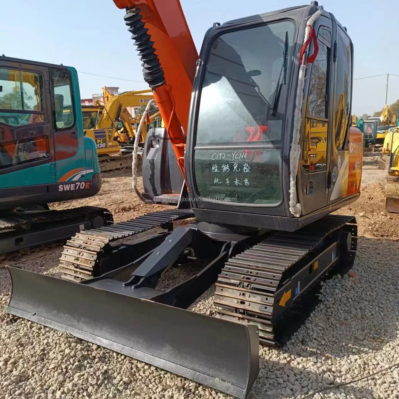 ツツヤ Hitachi ZX70-5G Crawler Excavator - Good Condition, Low Hours